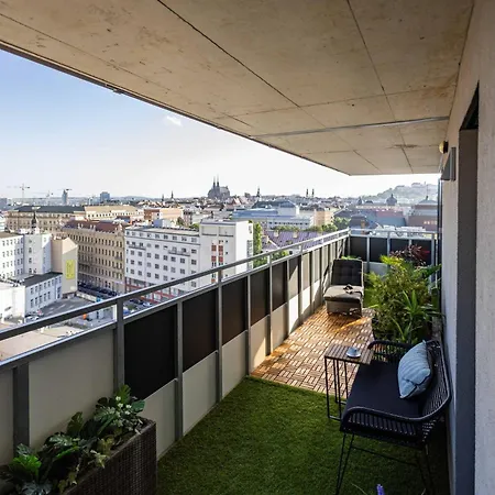 Dh Sky Bath And View 3kk Апартаменты Брно